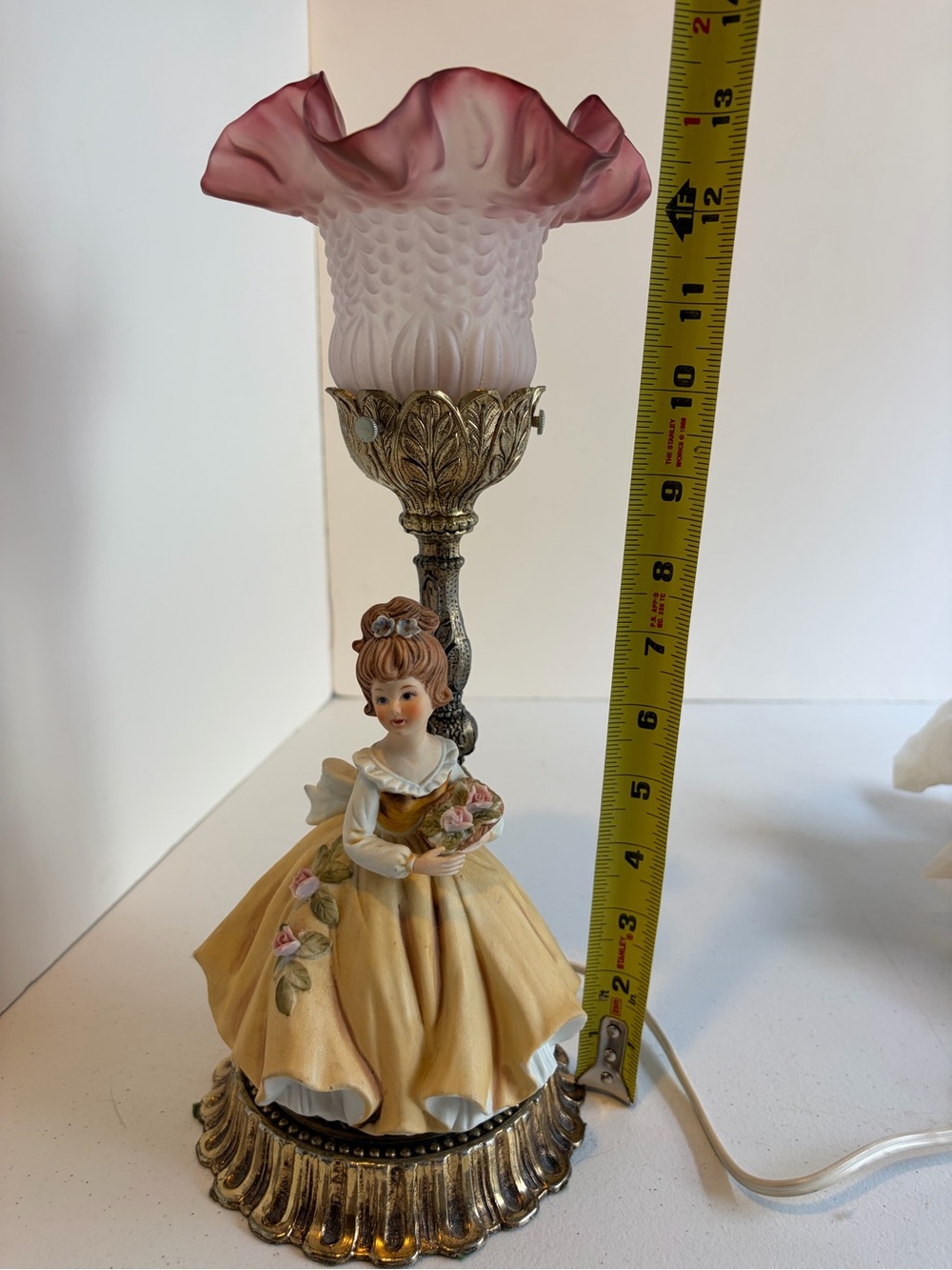 Vintage Victorian Lady Figurine Table Lamp Pink Floral Glass Boudoir Cottagecore - Picture 11 of 13